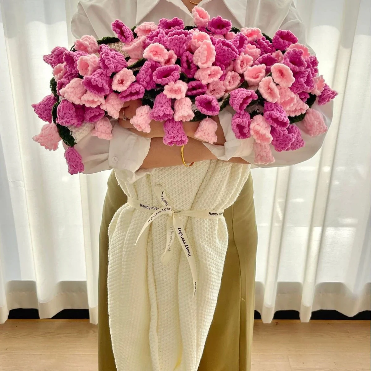 Lazzda Garden Bouquet Blanket - Image 3