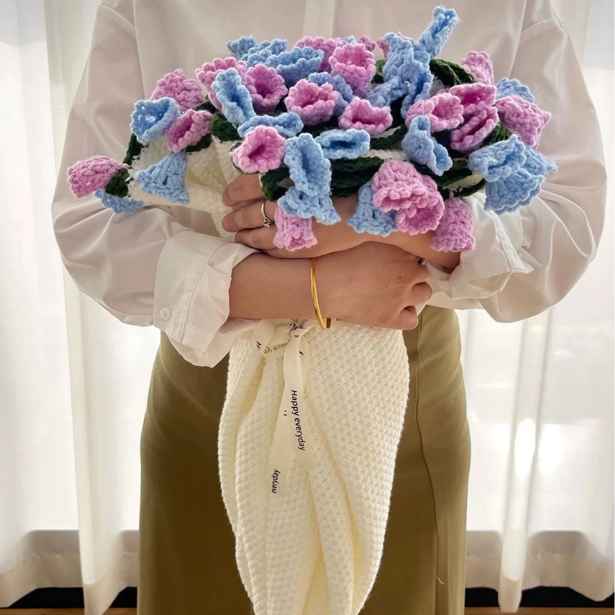 Lazzda Garden Bouquet Blanket - Image 4
