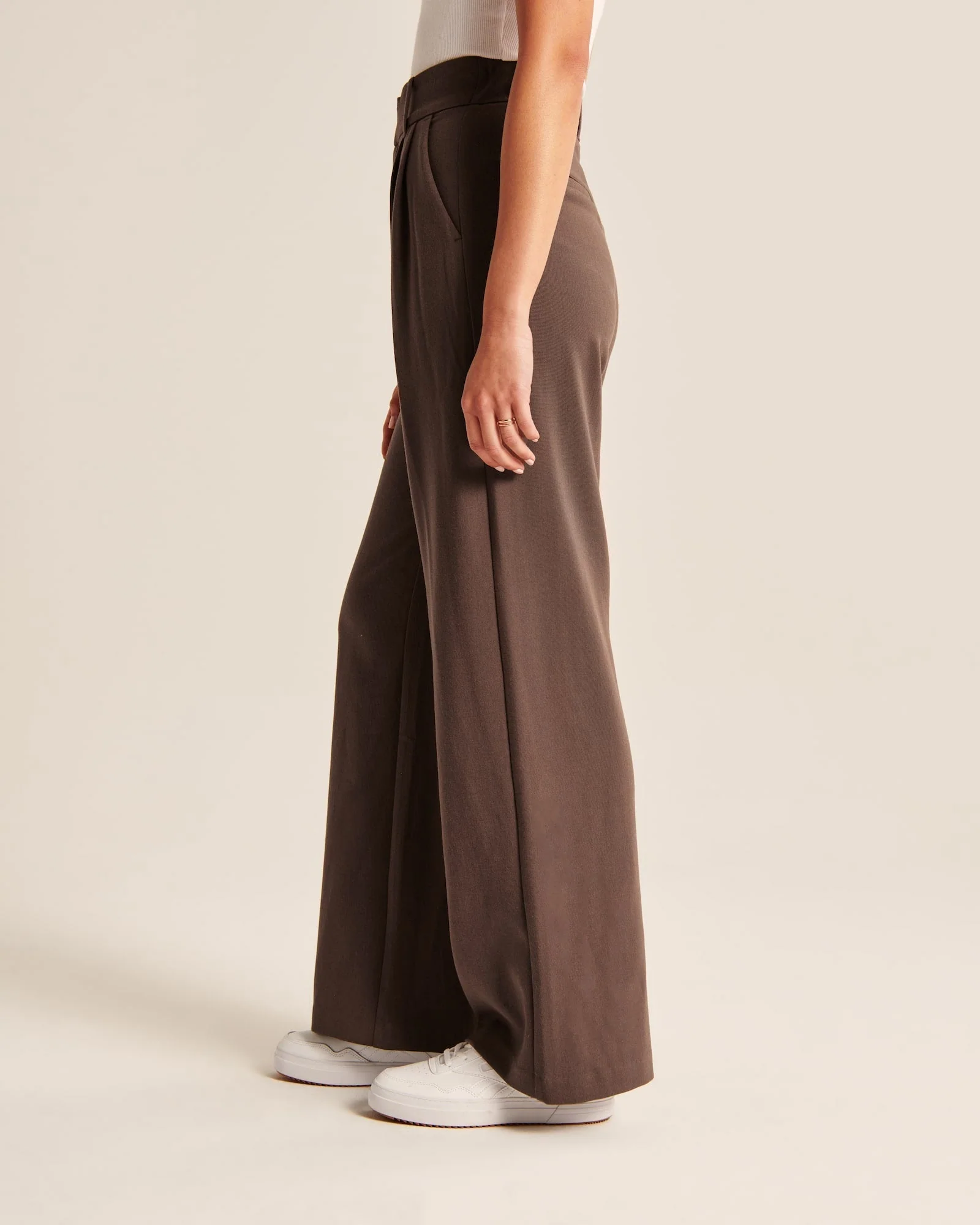 Elegant Wide-Leg Pants - Image 20